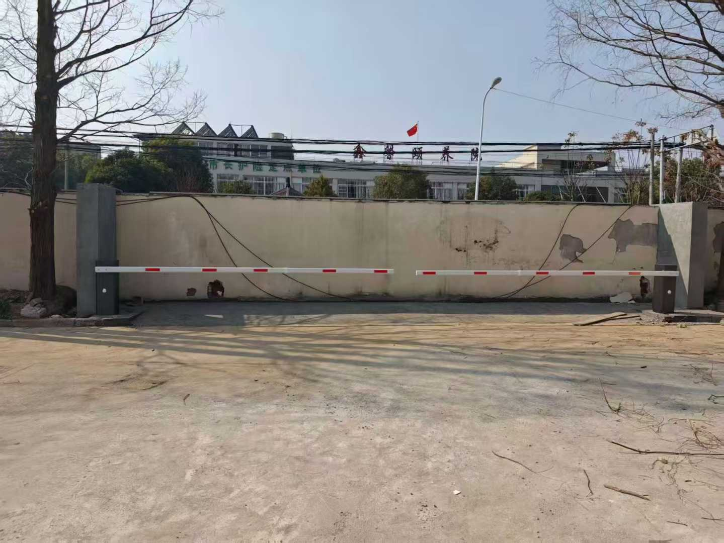 余姚客户采购6米直杆道闸